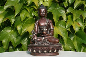 Wie der Medizin-Buddha hilft, unsere Herzen zu heilen